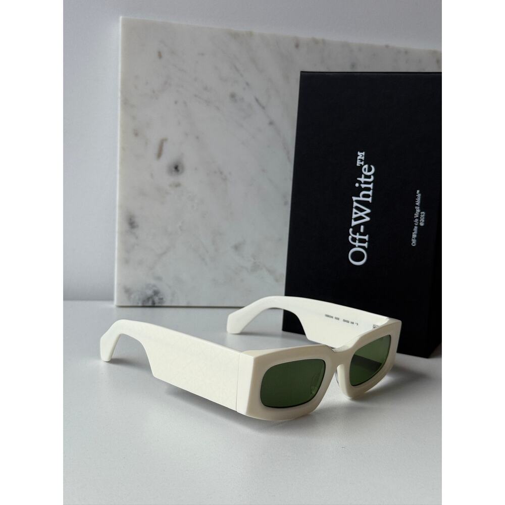 NEW Off White Cary White Rectangular Sunglasses N… - image 4